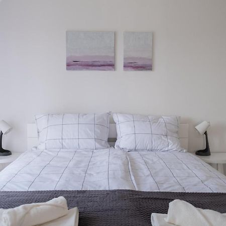 Apartma Oddih Dutovlje Εξωτερικό φωτογραφία