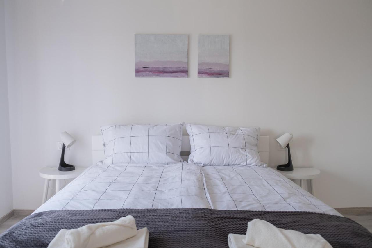 Apartma Oddih Dutovlje Εξωτερικό φωτογραφία